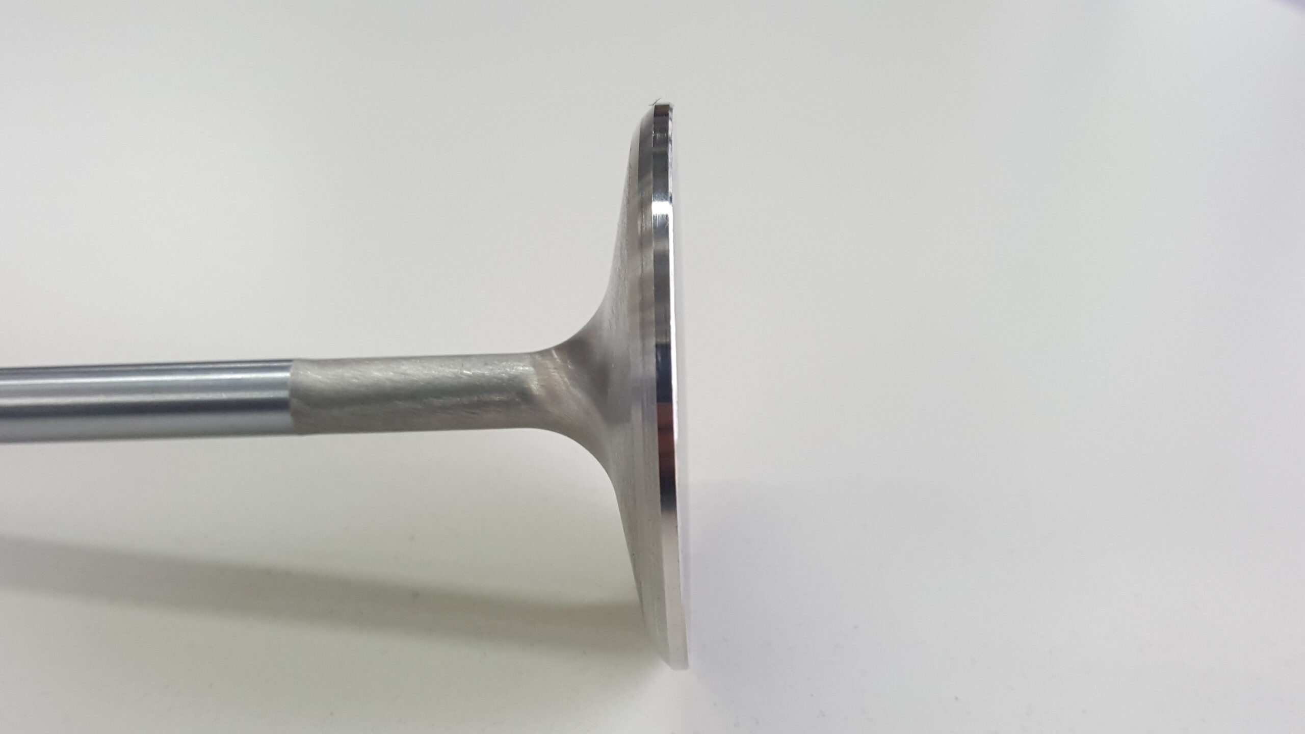 CHI FORD CLEVELAND INTAKE VALVE +.400" #IV2194